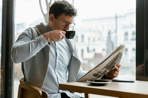 Transformative Innovations Leading the Charge in Carbon Emission Cuts for the UK"s Building Industry